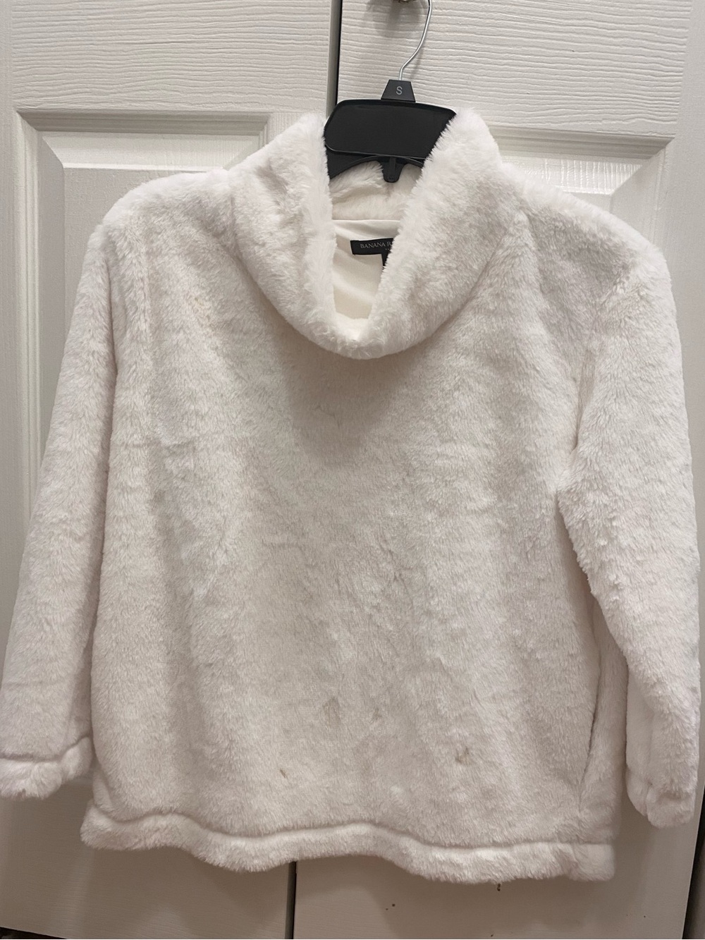 Banana Republic Cozy Faux-Fur Turtleneck Sweater - Cream